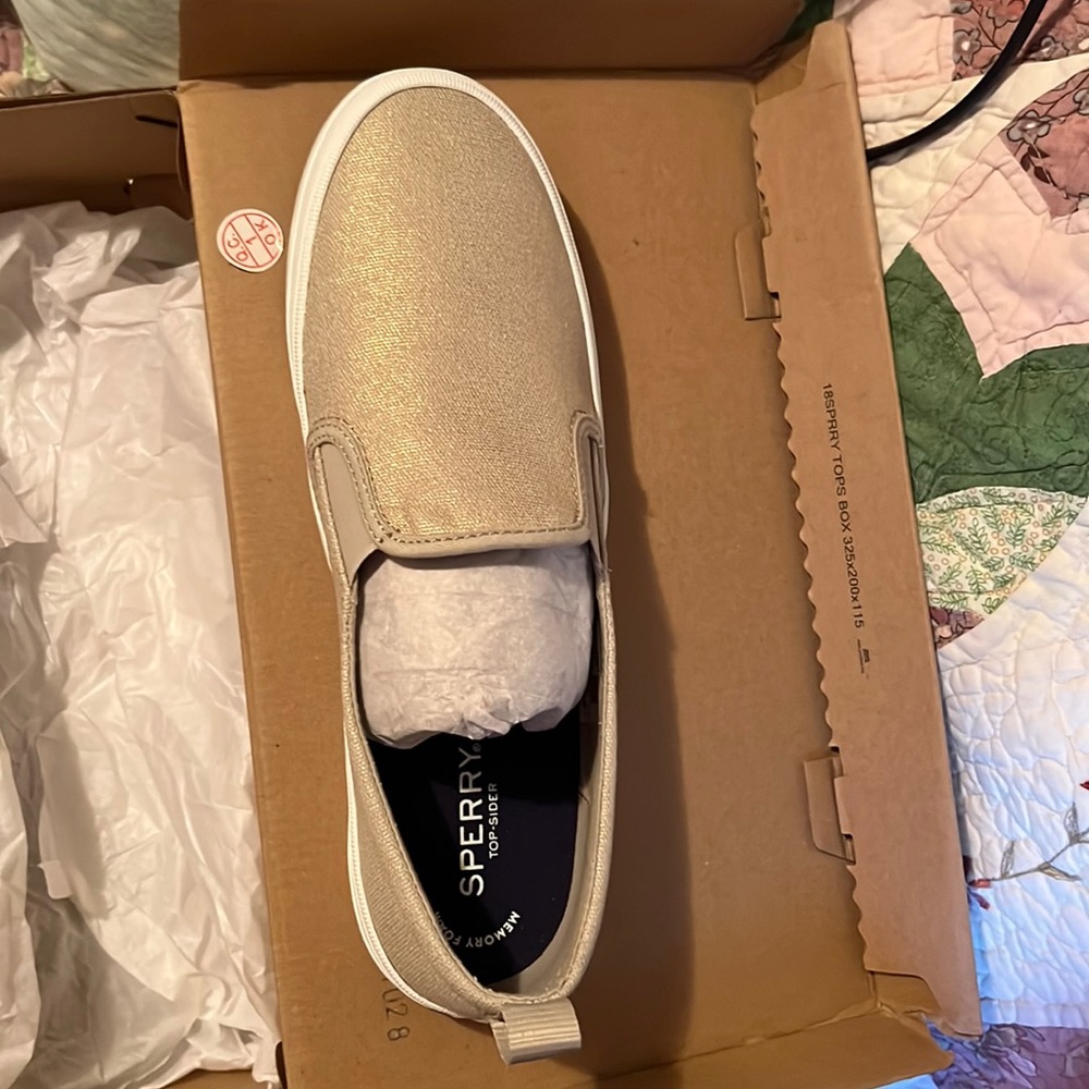 NIB Sperry Shoes Size 10 M